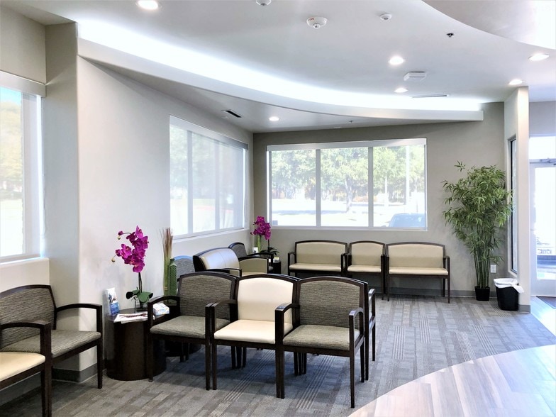 More Photos Of 4601 Old Shepard Place, Plano Medical For Sale