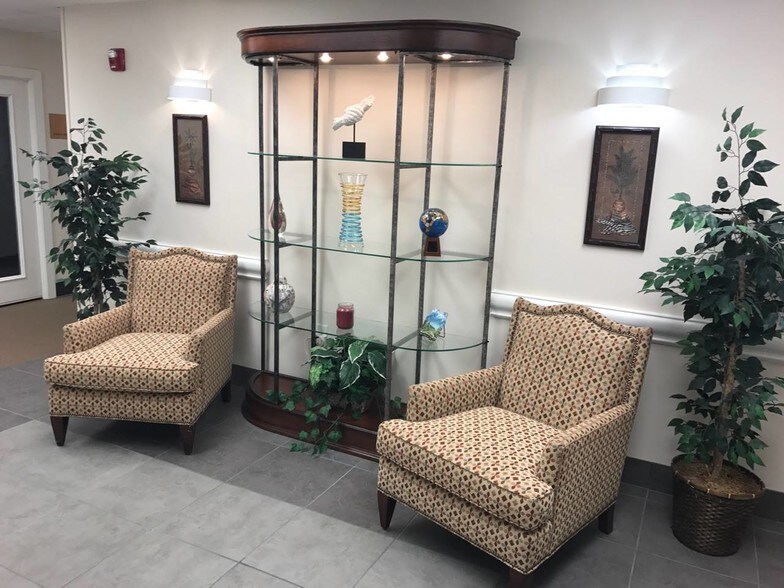 More Photos Of 3959 Electric Rd, Roanoke Office For Lease