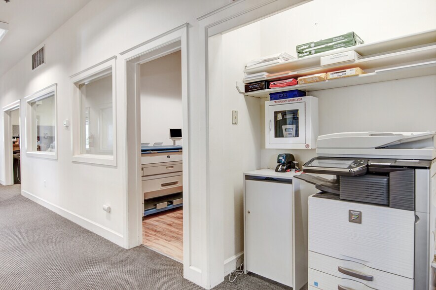 More Photos Of 585 1st St W, Sonoma Office For Lease