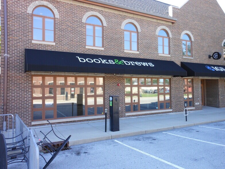 More Photos Of 643 Massachusetts Ave, Indianapolis Storefront For Lease
