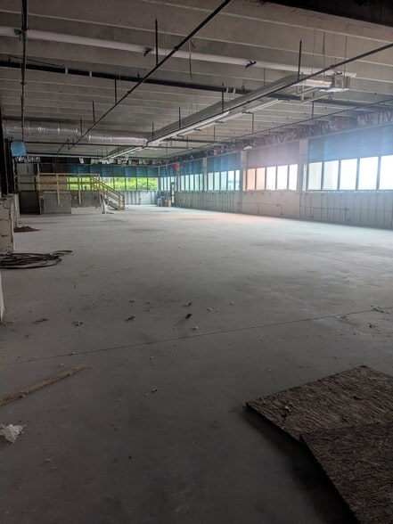 More Photos Of 2520 Bypass Rd, Elkhart Office For Lease