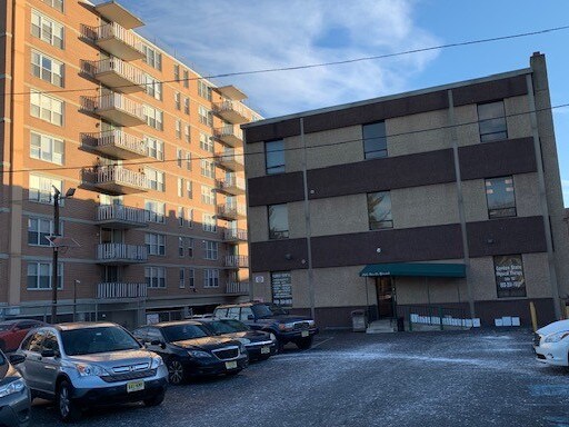 More Photos Of 700 N Broad St, Elizabeth Medical For Sale