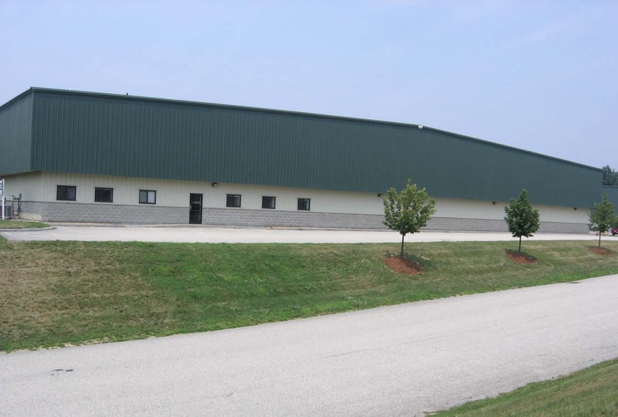 Primary Photo Of 26 Town Forest Rd, Webster Warehouse For Lease