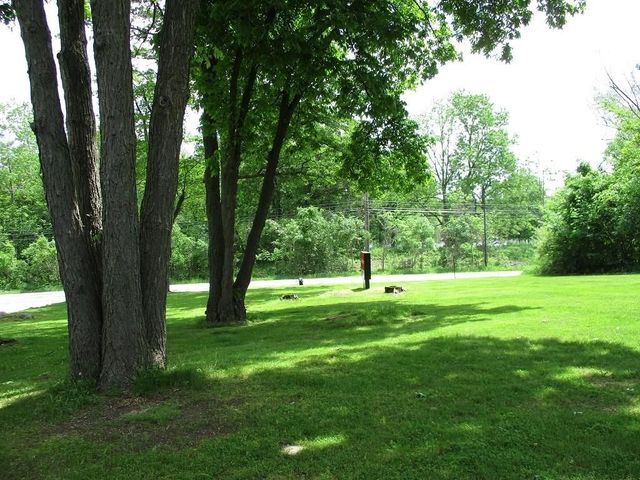 More Photos Of 7217 Sashabaw Rd, Village of Clarkston Office Residential For Sale