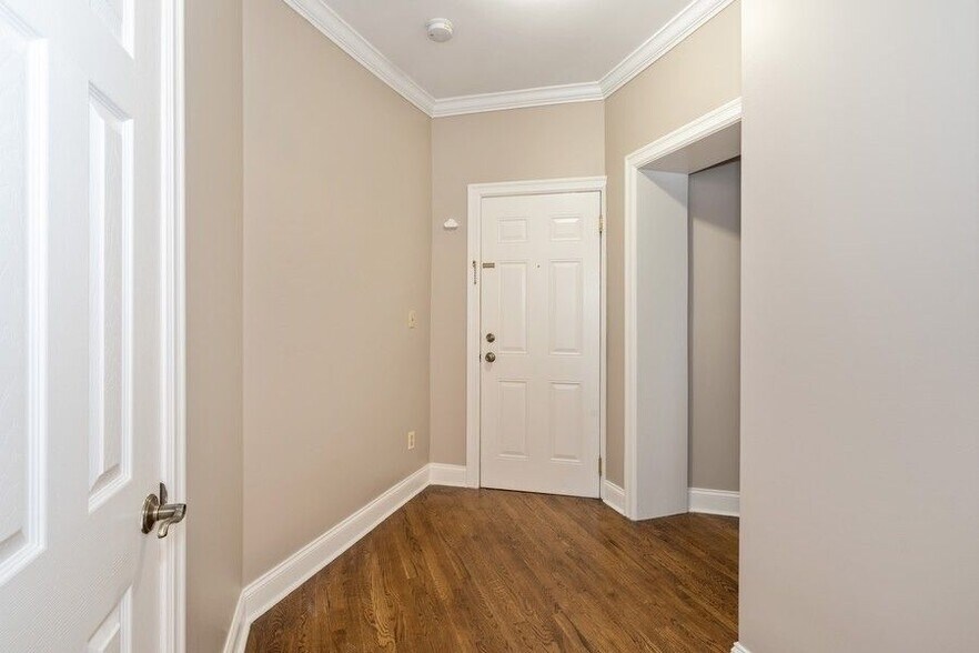 More Photos Of 151 SIP Ave, Jersey City Apartments For Sale