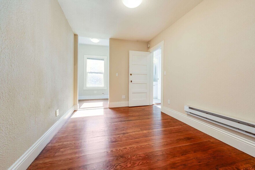 More Photos Of 1847-1849 6th Ave, Oakland Apartments For Sale