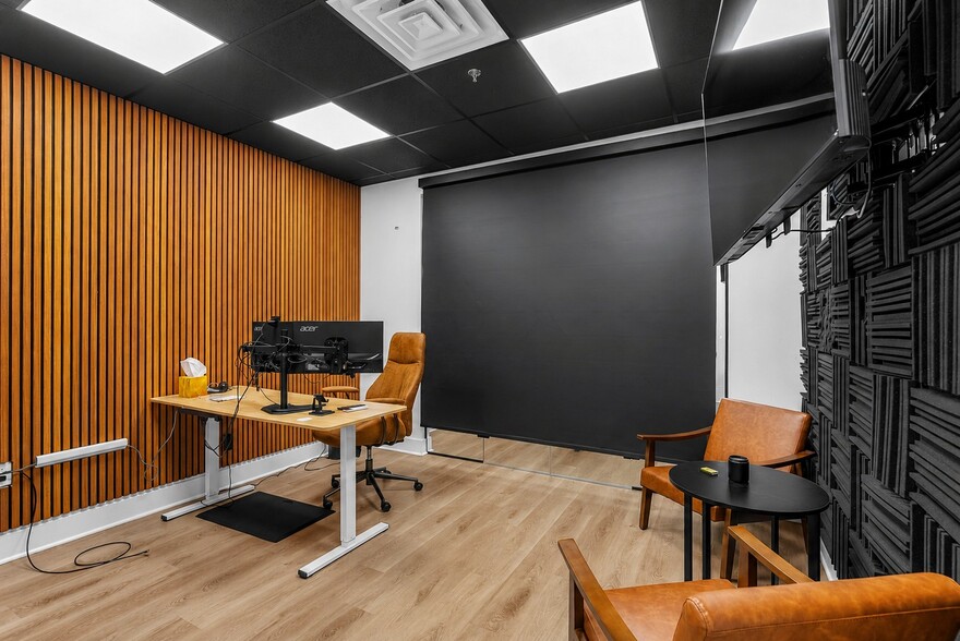 More Photos Of 160-164 N 2nd St, Philadelphia Apartments For Lease