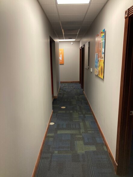 More Photos Of 533 High Suite 1 st, Bowling Green Office For Lease