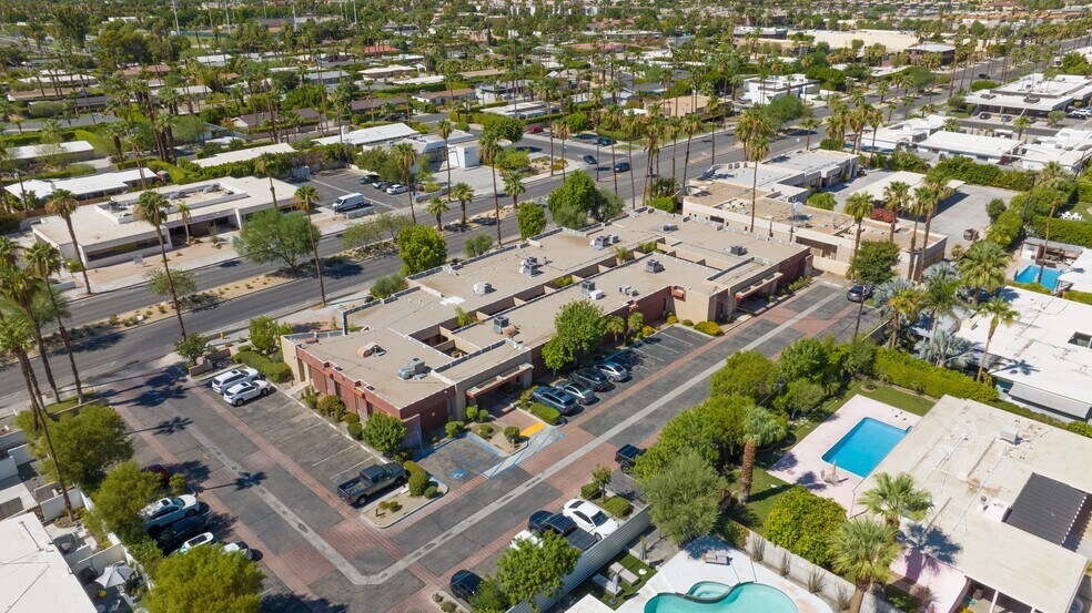 More Photos Of 2150 E Tahquitz Canyon Way, Palm Springs Medical For Lease