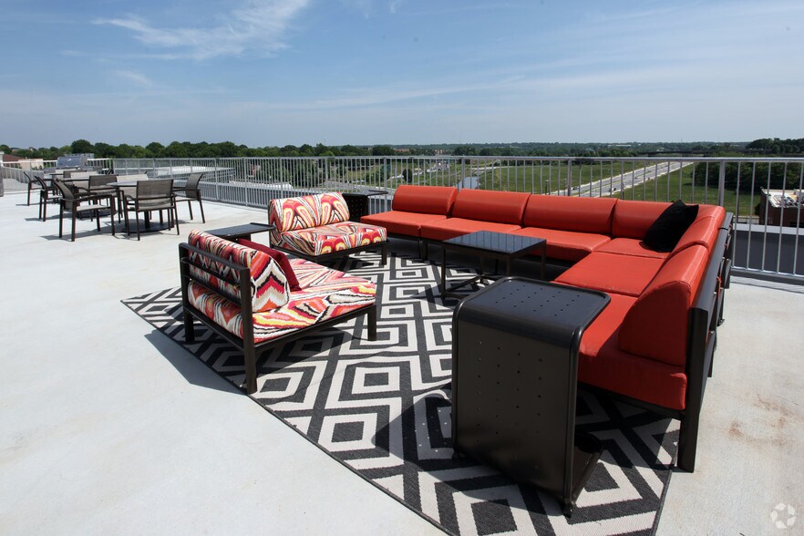 More Photos Of 575 E 4th St, Winston-Salem Apartments For Lease