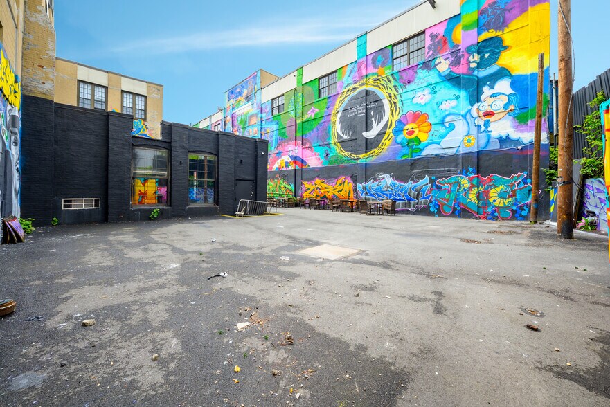 More Photos Of 86-90 Forrest St, Jersey City Warehouse For Lease
