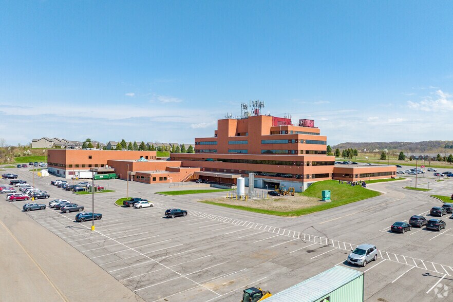 More Photos Of 4000-4200 Medical Center Dr, Fayetteville Medical For Lease