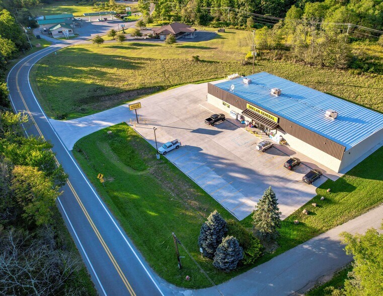 More Photos Of 237 Cass Rd, Slatyfork Freestanding For Sale