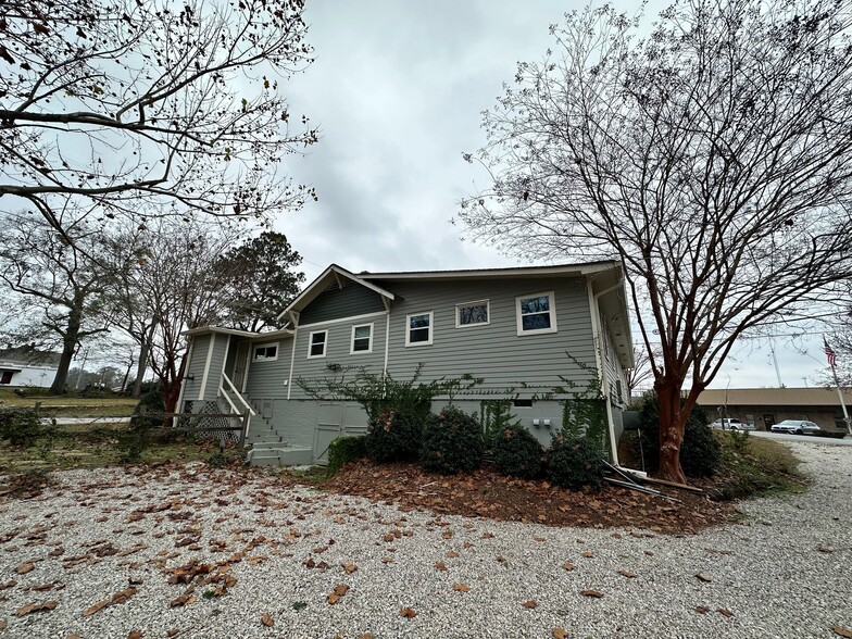 Primary Photo Of 601 S 7th St, Opelika Office Residential For Sale