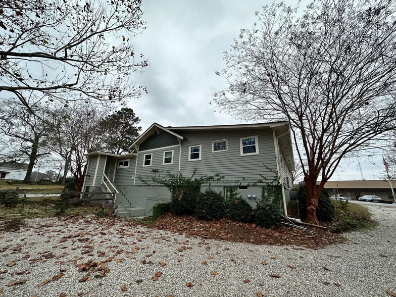 More Photos Of 601 S 7th St, Opelika Office Residential For Sale