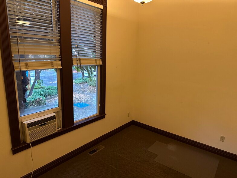 More Photos Of 659 Cherry St, Santa Rosa Medical For Lease