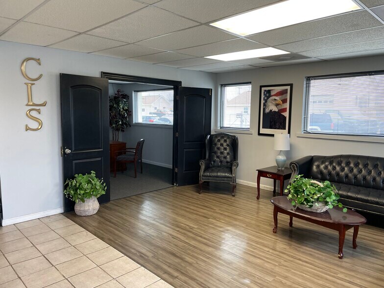 More Photos Of 2103 Sullivan St, Greensboro Warehouse For Sale