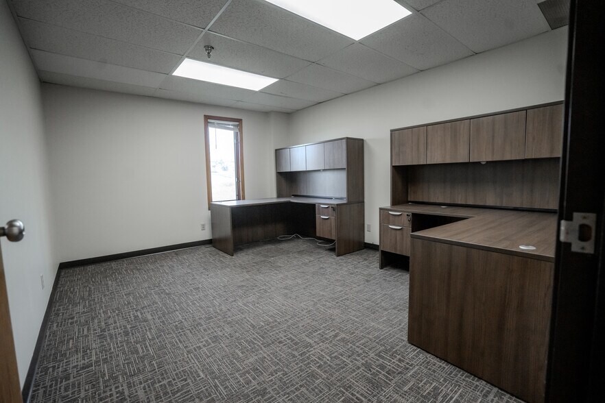 More Photos Of 811 Pine St, Saint Croix Falls Manufacturing For Lease