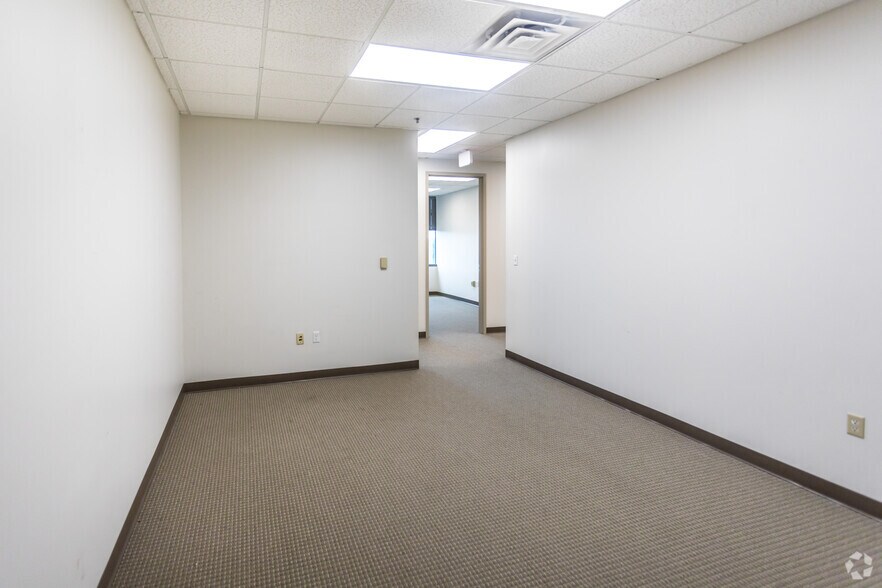 More Photos Of 3175 Lenox Park Blvd, Memphis Office For Lease