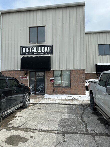 More Photos Of 590 Cataraqui Woods Dr, Kingston Flex For Sale