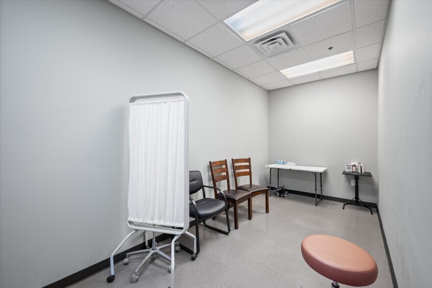 More Photos Of 2698 N Galloway Ave, Mesquite Medical For Lease