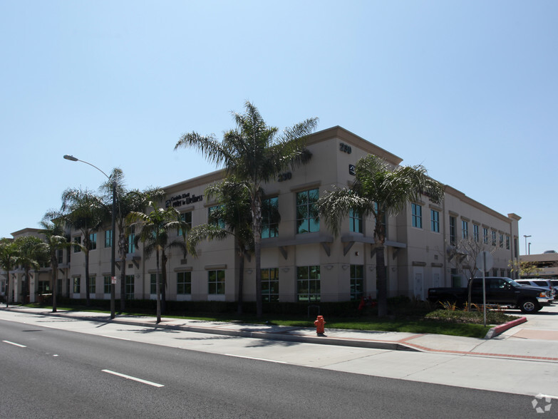 Primary Photo Of 230 S Main, Orange Medical For Lease