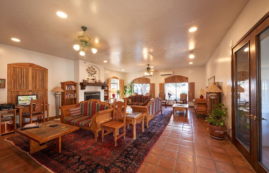 More Photos Of 8933 S Yell Ln, Hereford Hospitality For Sale