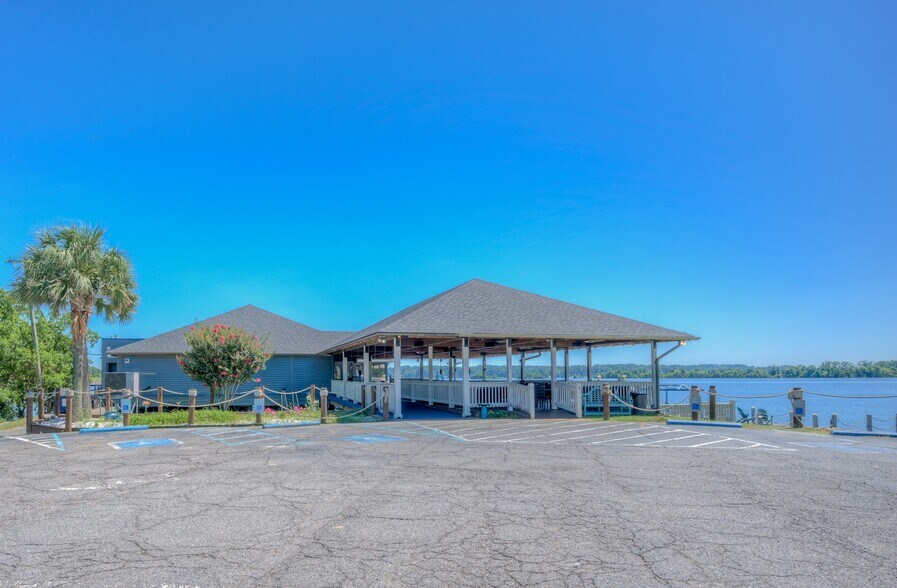 More Photos Of 5948 Highway 1 Byp, Natchitoches Restaurant For Sale