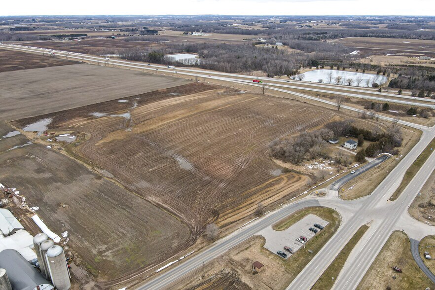 More Photos Of 5813 Michigan Ave, Manitowoc Land For Sale