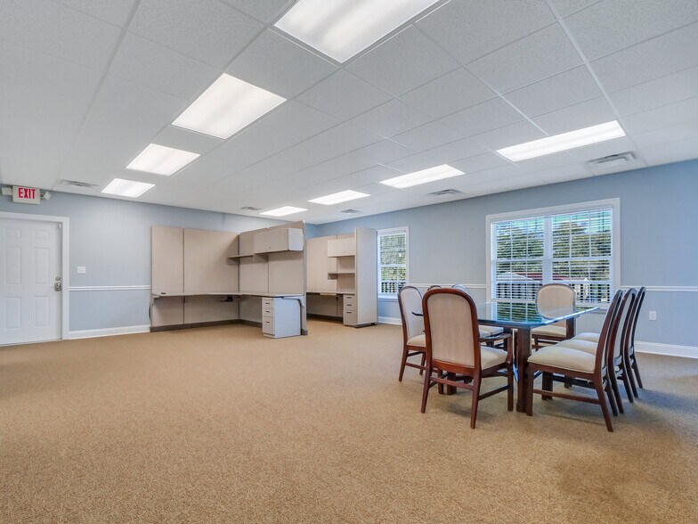 More Photos Of 1453 W Oglethorpe Hwy, Hinesville Office Residential For Lease