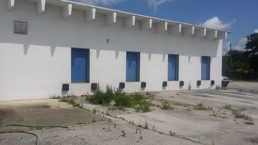 More Photos Of 1531 E Altamonte Dr, Casselberry Freestanding For Lease