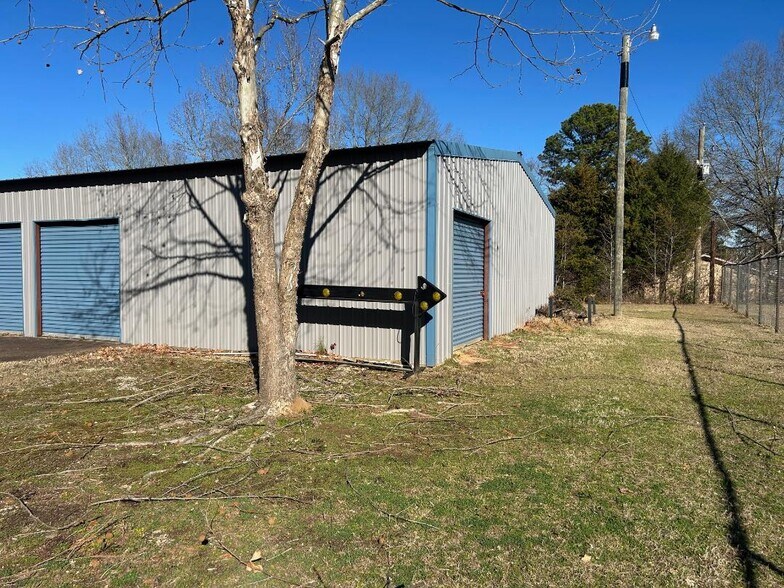 More Photos Of 9318 US Highway 59 N, Atlanta Specialty For Sale