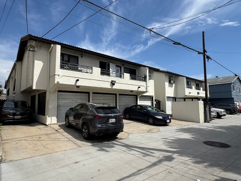 More Photos Of 4638-48 Ohio Street, San Diego Multifamily For Sale