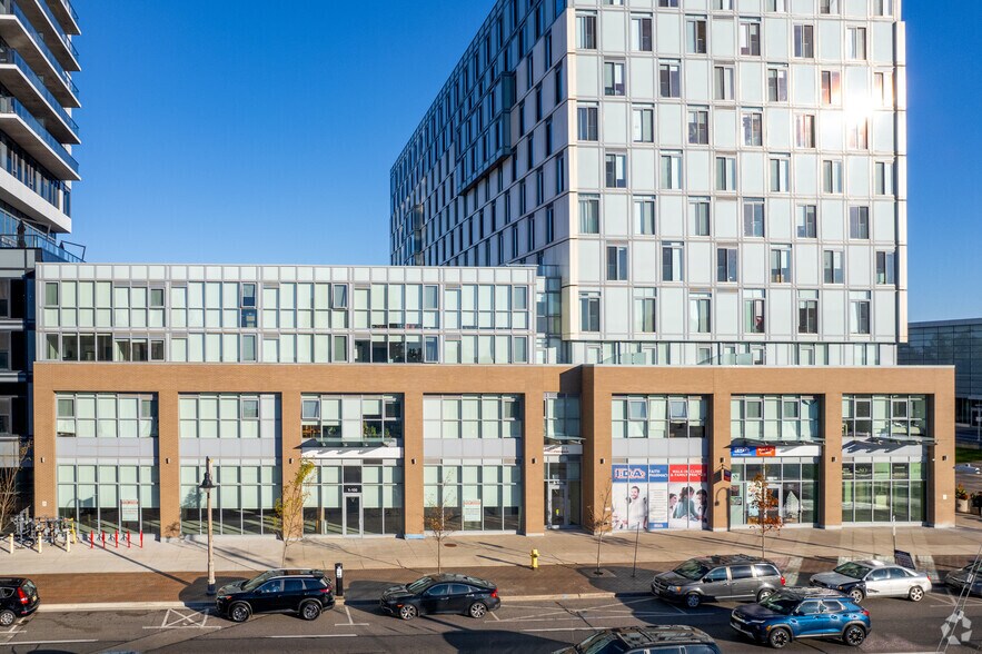 More Photos Of 100 Bond St E, Oshawa Apartments For Lease