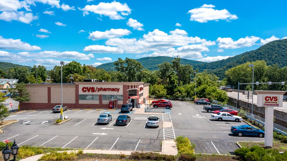 Primary Photo Of 50 Bridge St, Tunkhannock Drugstore For Sale