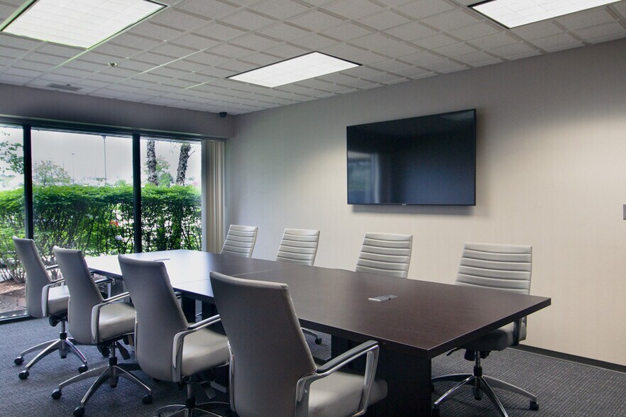 More Photos Of 39111 W 6 Mile Rd, Livonia Coworking Space