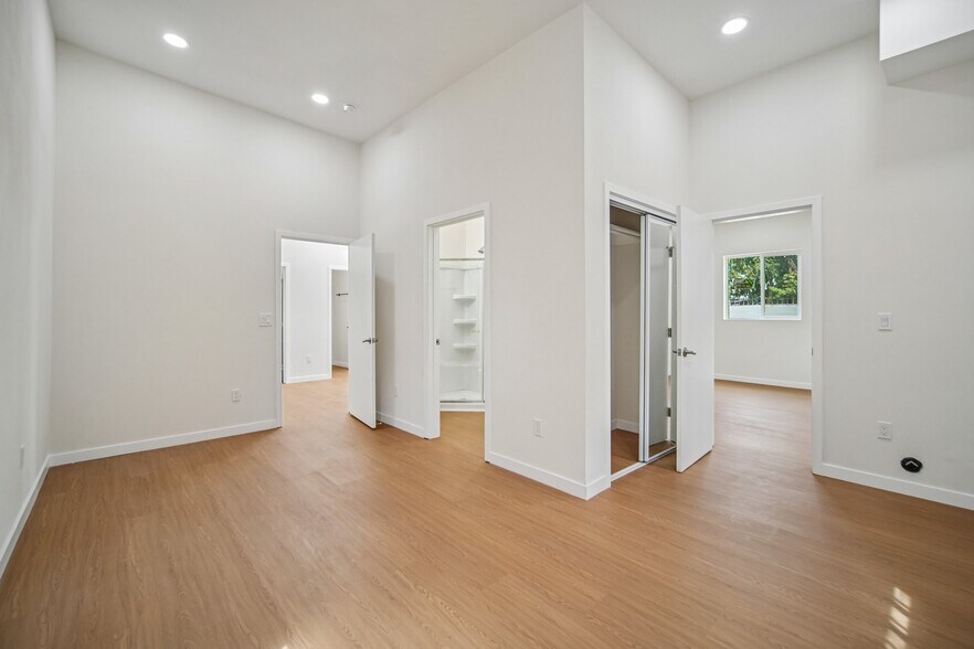 More Photos Of 1844-1848 Atlantic Ave, Long Beach Storefront Retail Residential For Sale