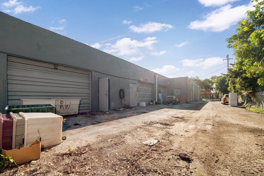 More Photos Of 3071 NW 64th Ave, Sunrise Warehouse For Sale