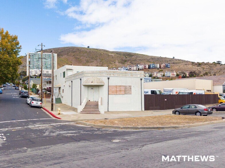 More Photos Of 1001 Airport Blvd, South San Francisco Storefront Retail Residential For Lease
