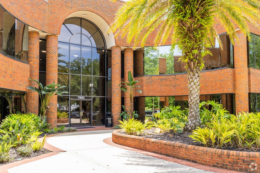 More Photos Of 7800 Belfort Pky, Jacksonville Medical For Lease