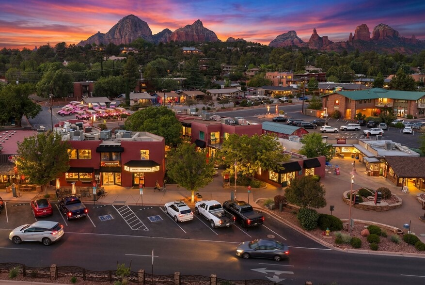 More Photos Of 273 N State Route 89A, Sedona Storefront For Lease