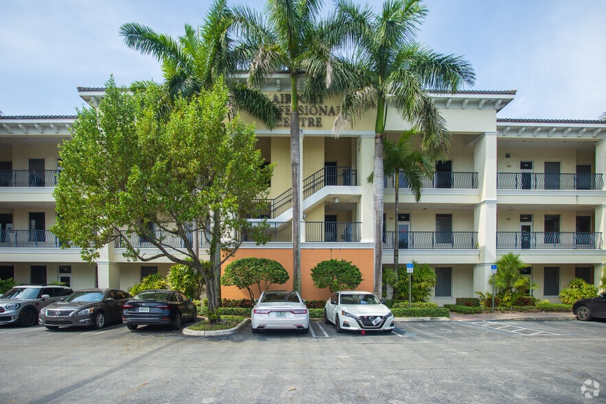 More Photos Of 2475 Mercer Ave, West Palm Beach Medical For Lease