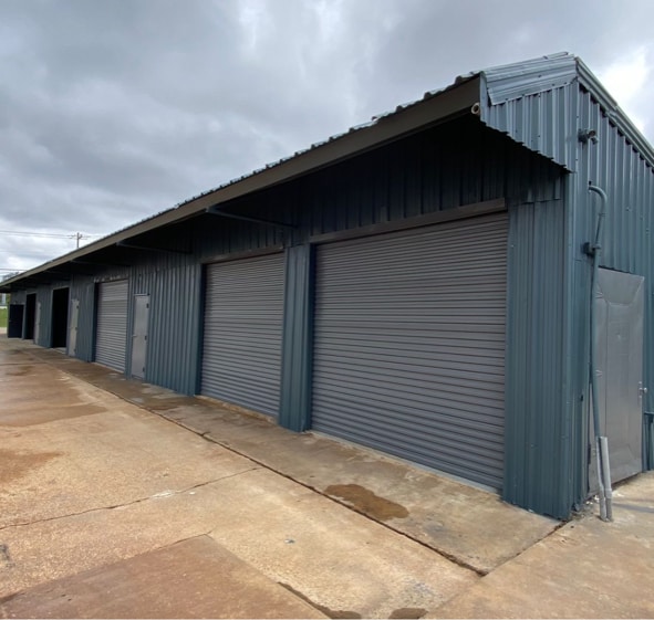 More Photos Of 10820 C F Hawn Fwy, Dallas Warehouse For Sale