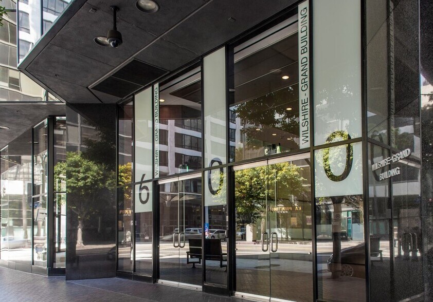More Photos Of 600 Wilshire Blvd, Los Angeles Office For Lease