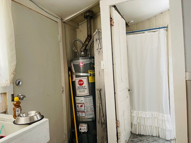 More Photos Of 2432 Workman St, Los Angeles Apartments For Sale