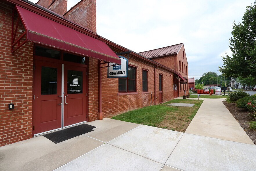 More Photos Of 100-256 Match Factory Pl, Bellefonte Medical For Lease