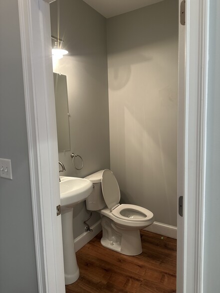 More Photos Of Ridge Manor Court, Niskayuna Apartments For Sale