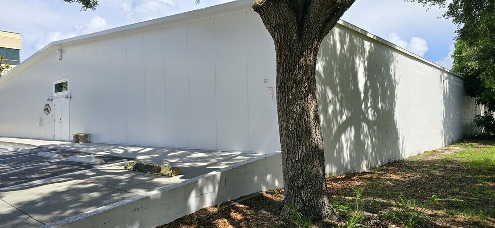 More Photos Of 1141 Pierce St, Clearwater Warehouse For Sale