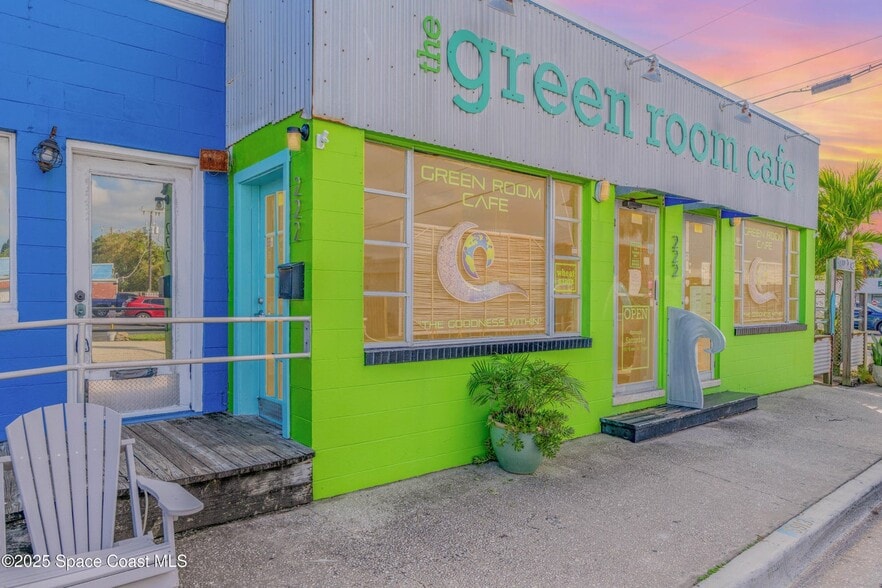 Primary Photo Of 222 N 1st St, Cocoa Beach General Retail For Sale