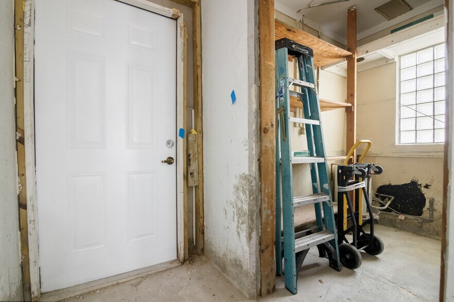 More Photos Of 412 SE 23rd St, Fort Lauderdale Medical For Sale